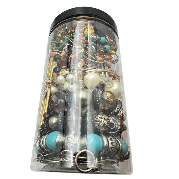 Mystery Jewelry Jar #1067 Wearable Quality Pieces 2lbs Necklace Bracelet Earring - Picture 1 of 4